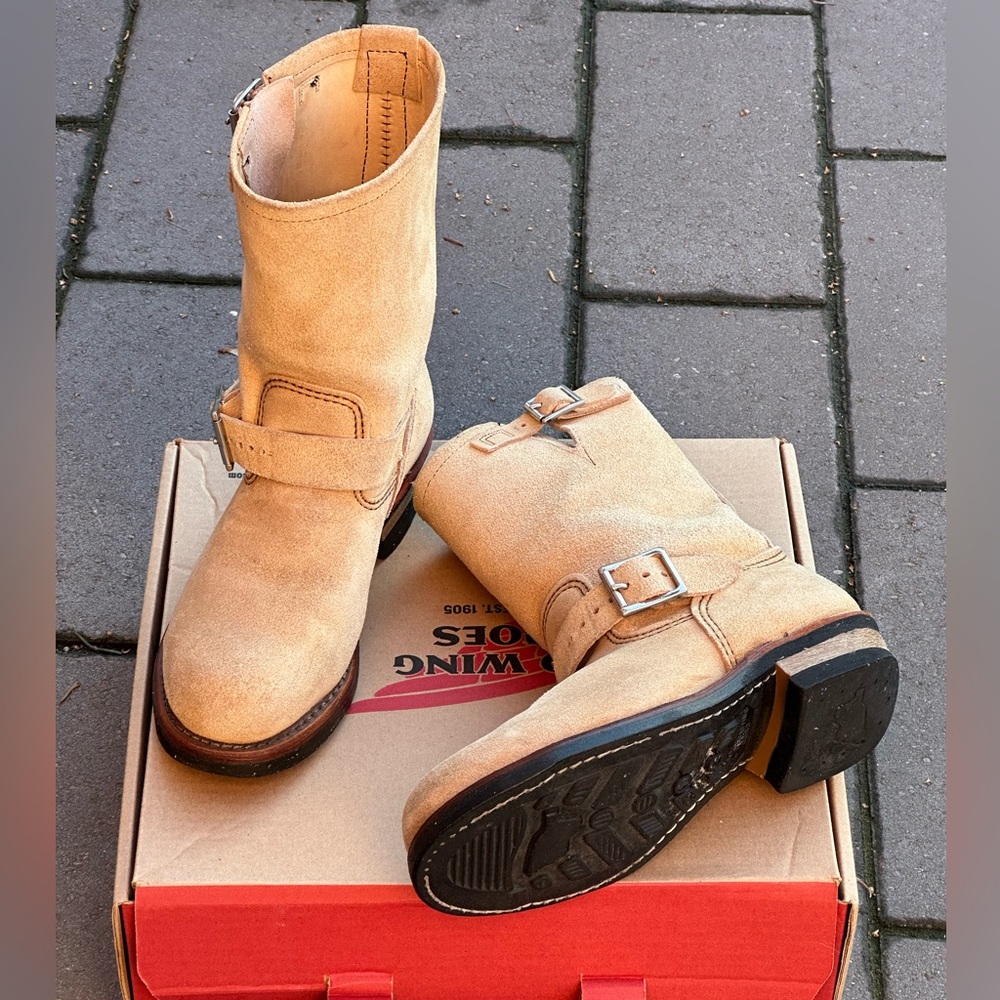 Red Wing Shoes 8268 Engineer Abilene Rough Out Engineer Boots